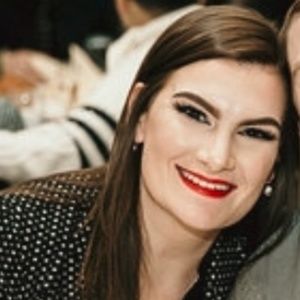 Meet your Posher, Valerie